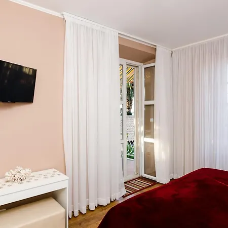 Lydia (adults Only) Gasthuis 3*