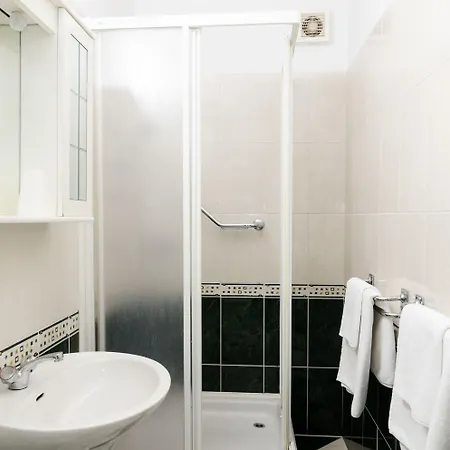 Lydia (adults Only) Gasthuis 3*