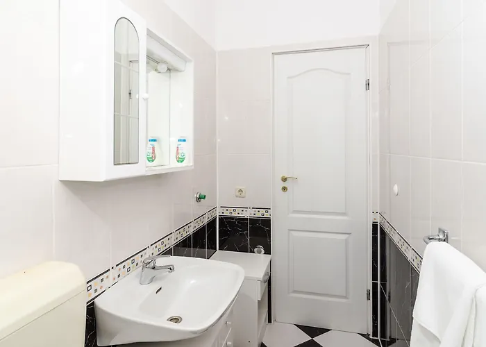 Lydia (adults Only) 3*