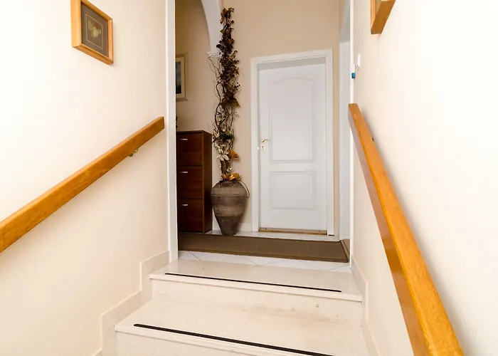 Lydia (adults Only) 3*